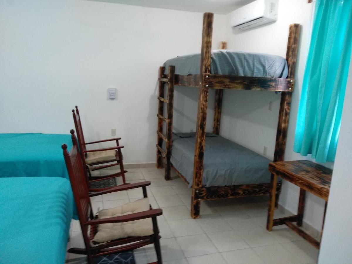 Hotel Henry בקאלאר מראה חיצוני תמונה